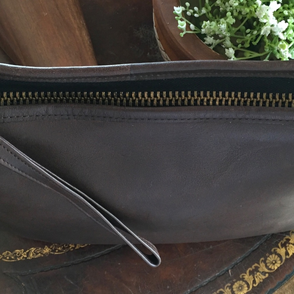 1970’s Vintage NYC Coach Mahogany Leather Clutch Bag - Picture 6 of 8
